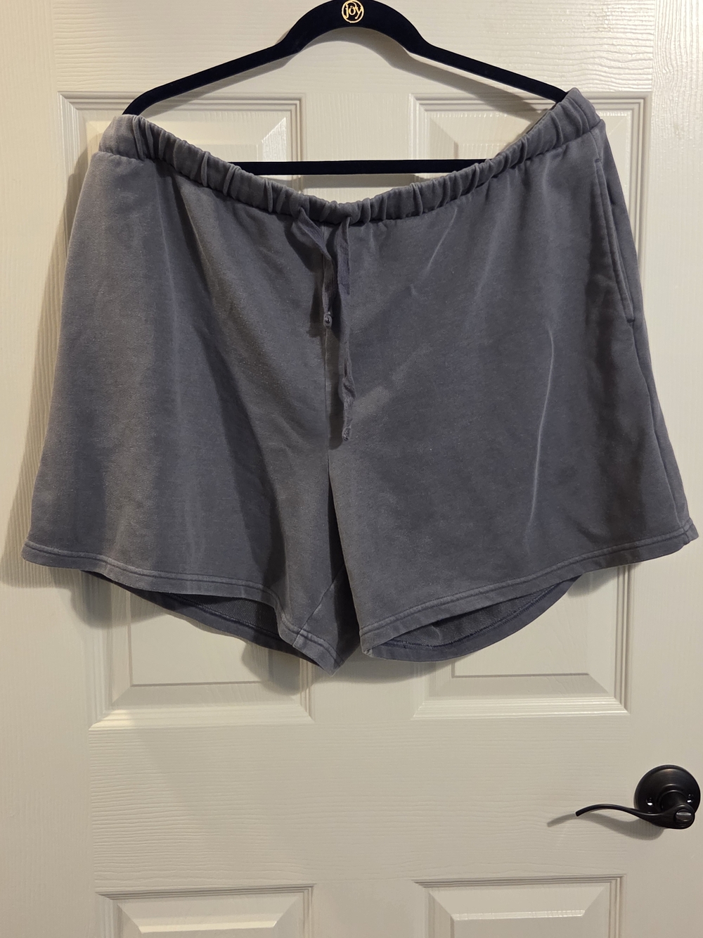 Terra & Sky Gray Elastic-Waist Athletic Lounge Shorts with Drawstring